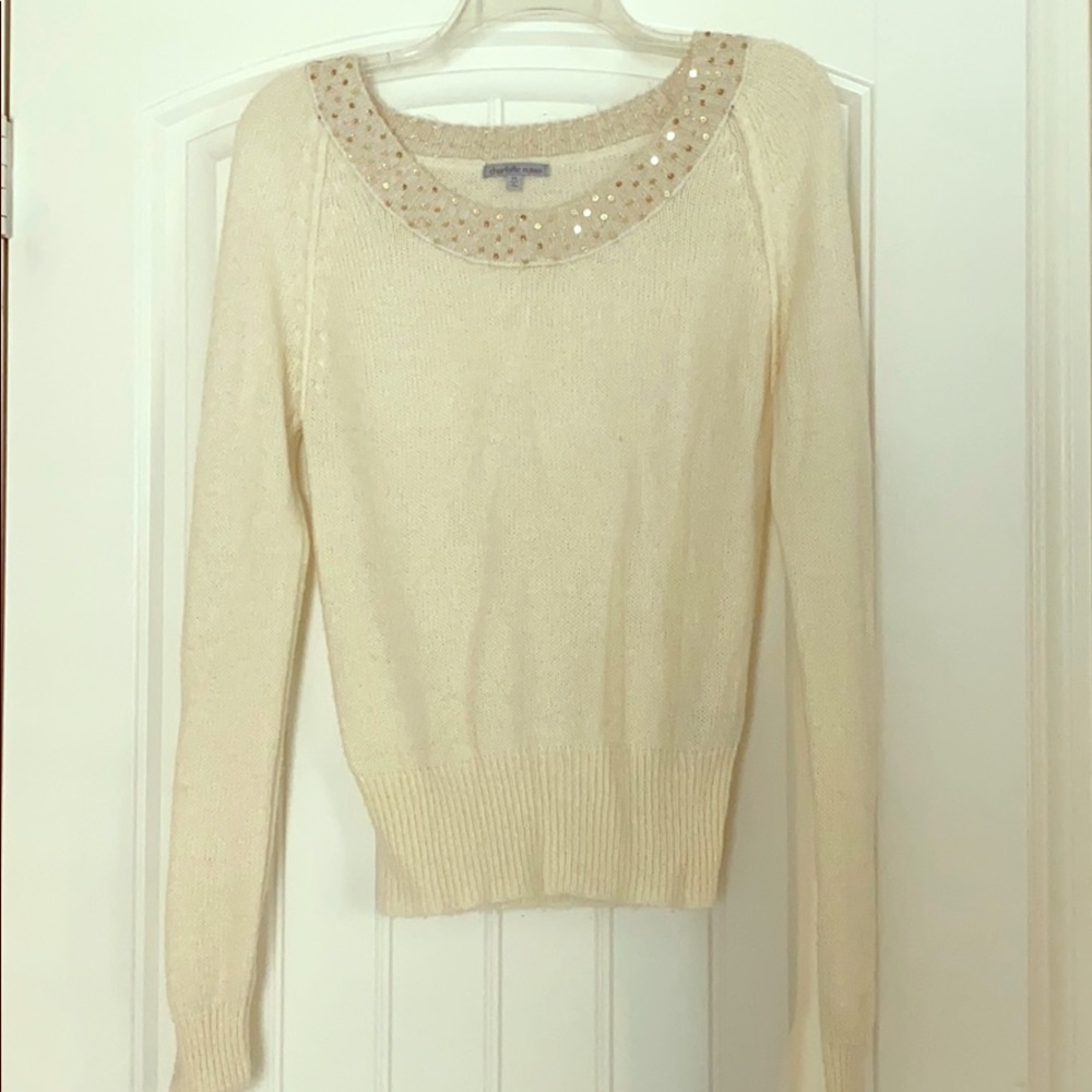 Perfect cream sweater!
